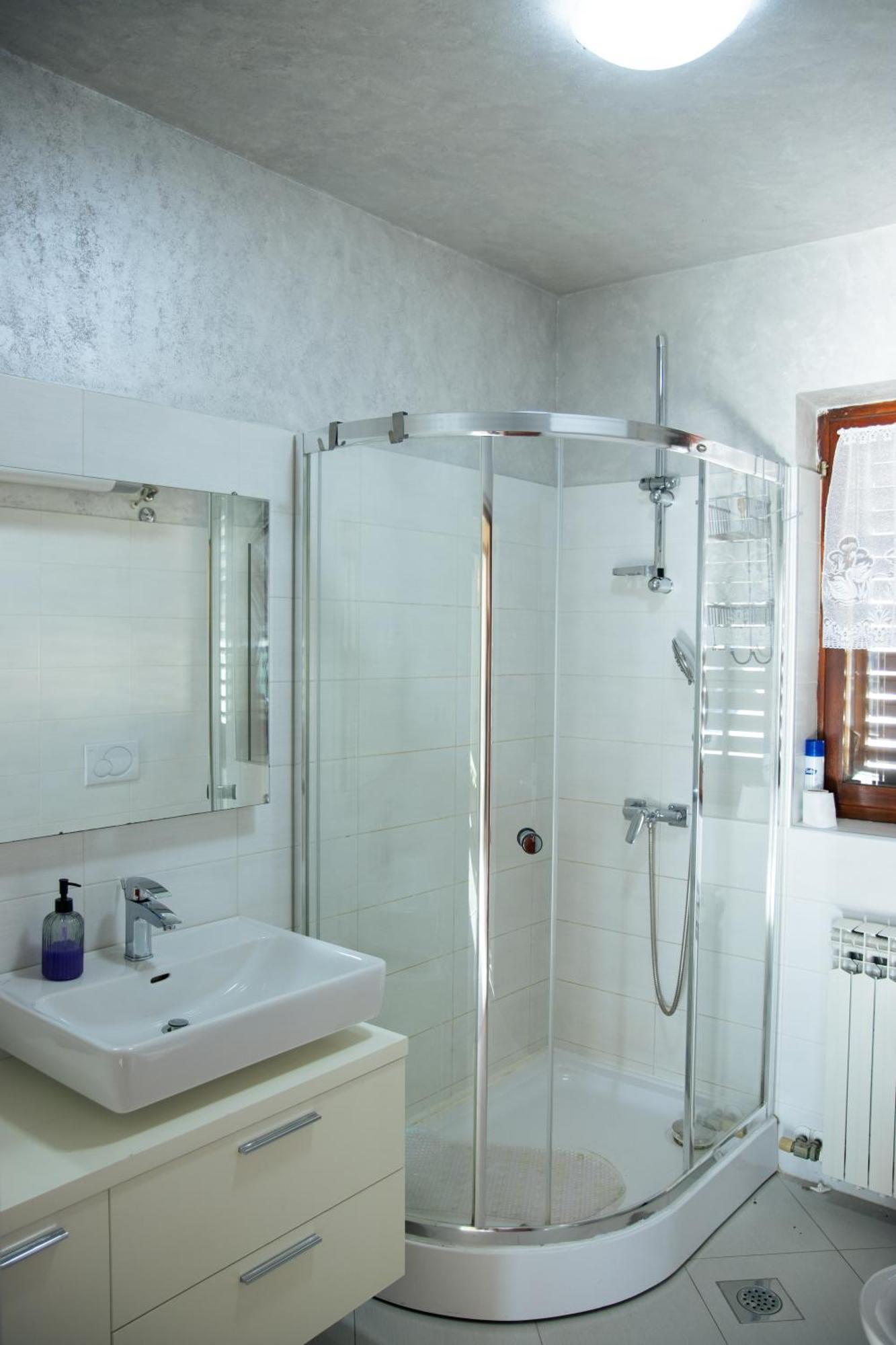 Farm Stay Synergia - Hiden Treasure Pazin Luaran gambar