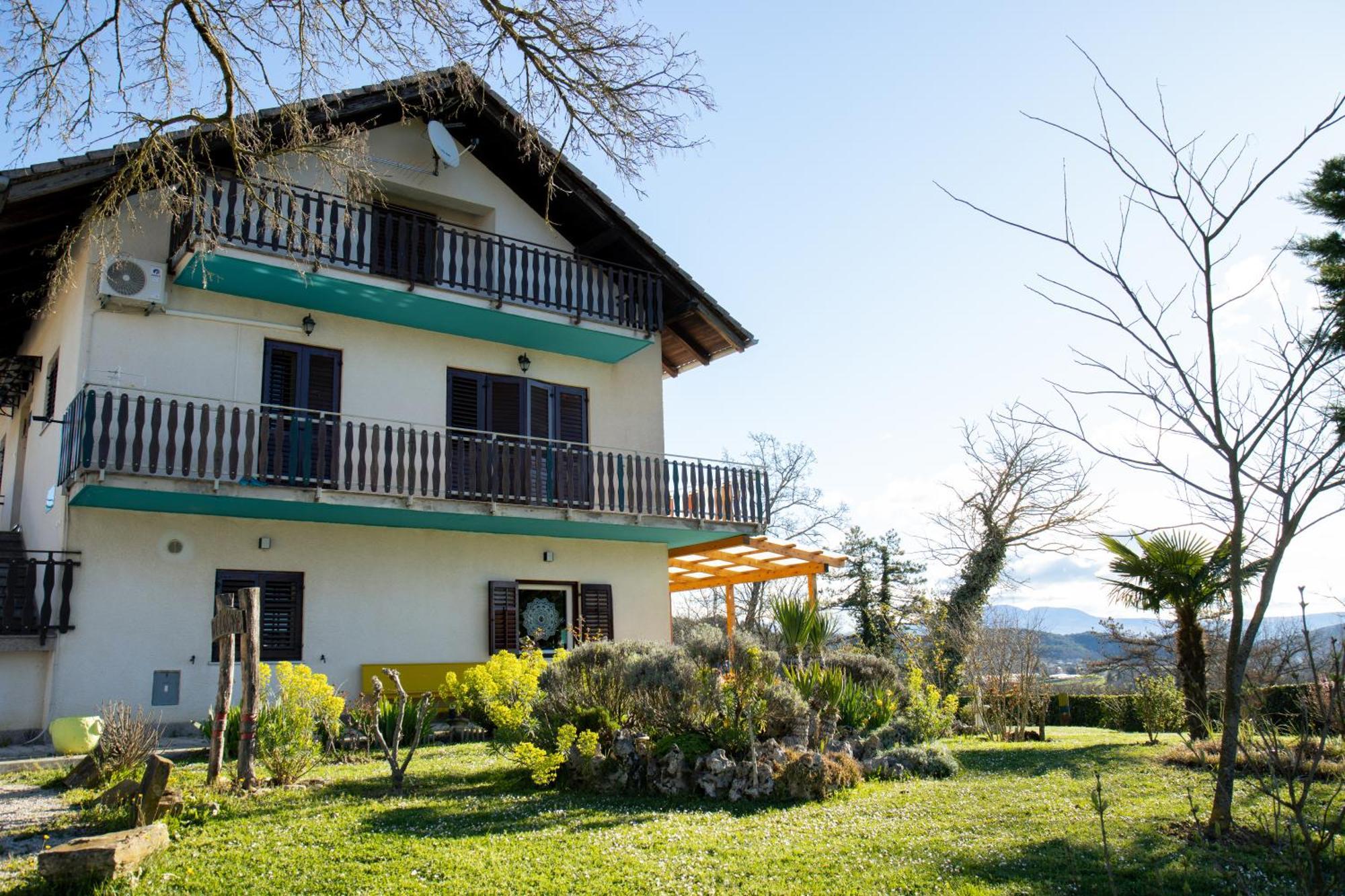 Farm Stay Synergia - Hiden Treasure Pazin Luaran gambar